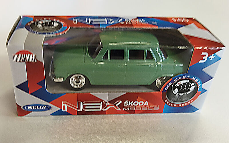 Welly Škoda 100 zelená 1:60 